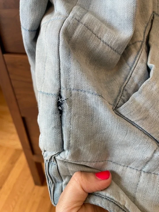 Farherty REVERSIBLE Light Wash Denim/Floral Quilted Jacket - Picture 9 of 11